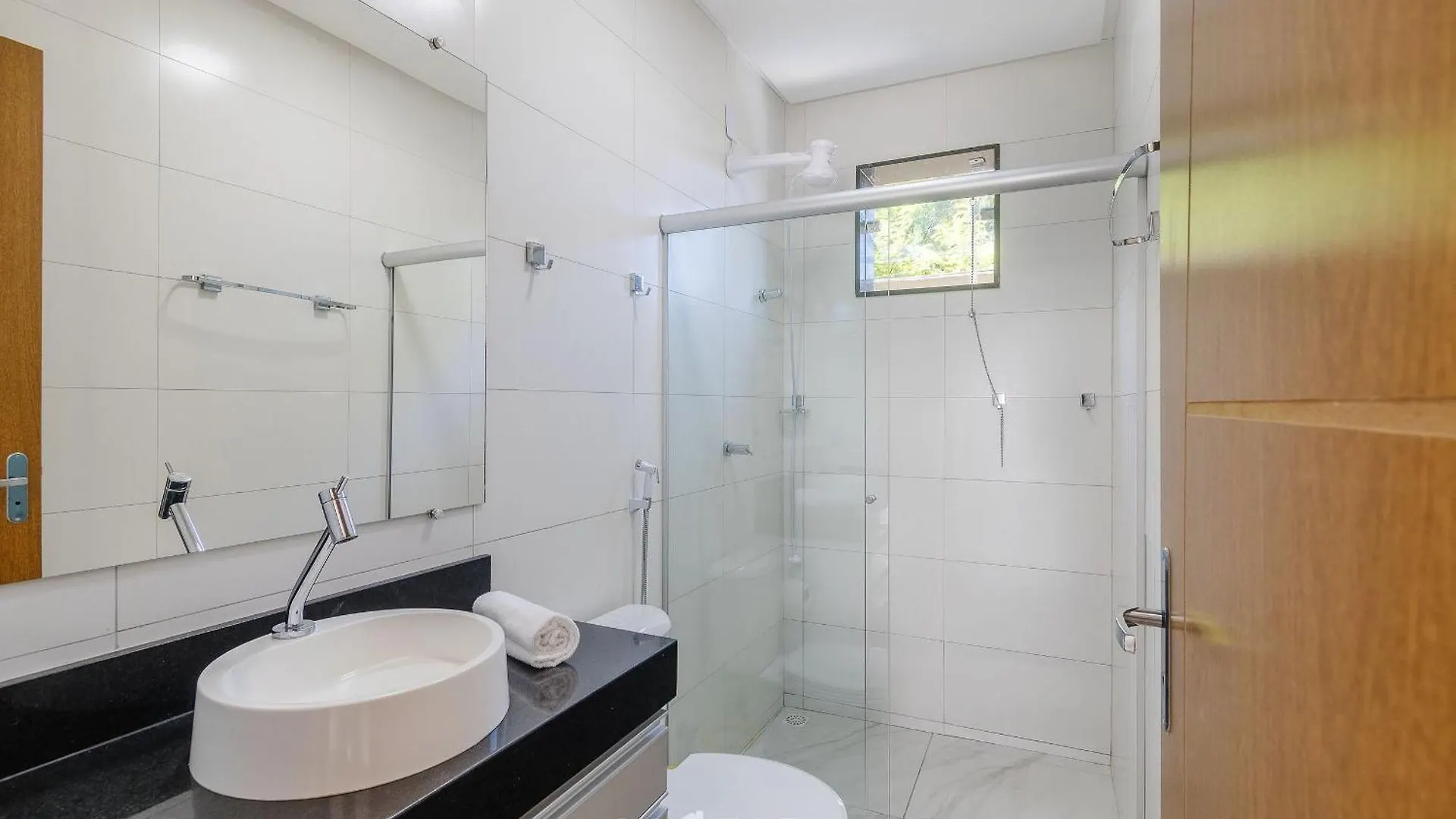 Lindo Apartamento Em Cond. C/ Piscina Cap0024 포르투세구로 0*,  브라질